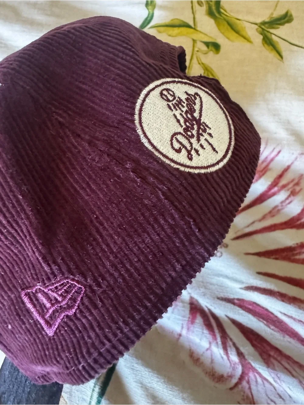 NWT DODGERS Corduroy Baseball Cap with LA Embroidery - Burgundy and Black